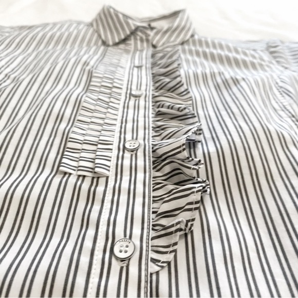 Hazzys WHITE GREY STRIPED BUTTON FRONT RUFFLE PLEATED SHIFT BOYFRIEND DRESS - Picture 10 of 11